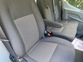 Used Ford Transit 2019 for sale - 76688930: Photo