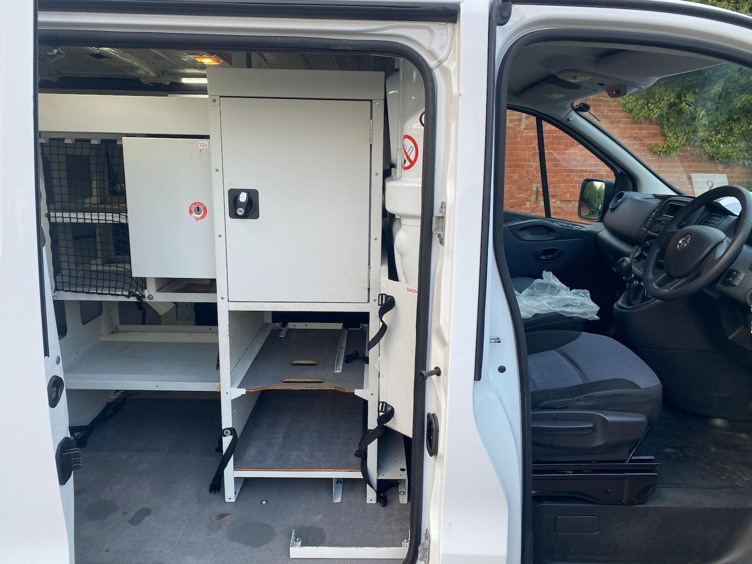 Used Vauxhall Vivaro 2016 for sale - 77049708: Photo 5