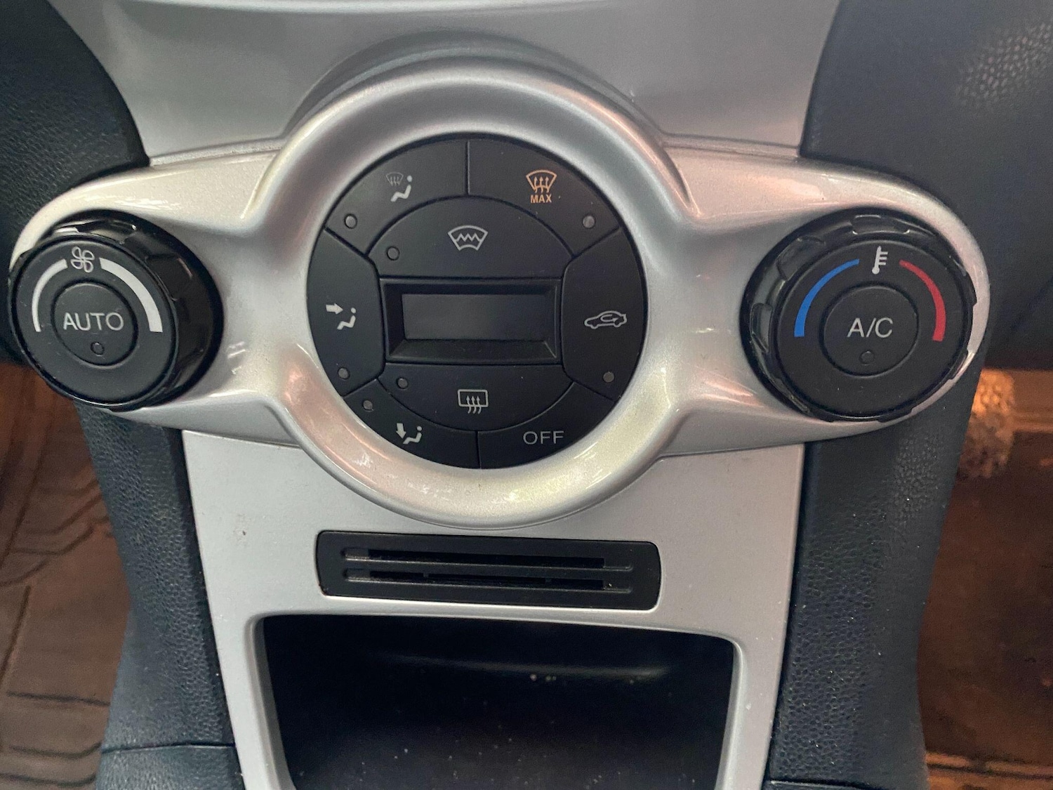 Used Ford Fiesta 2009 for sale - 76270694: Photo 12