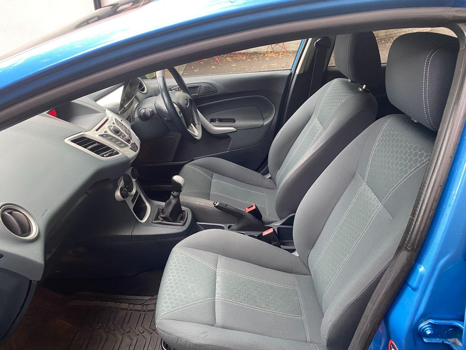 Used Ford Fiesta 2009 for sale - 76270694: Photo 3