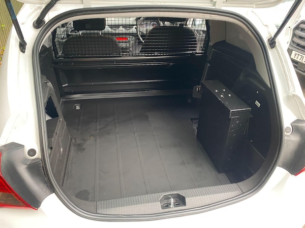 Used Vauxhall Corsa Van 2018 for sale - 76239867: Photo 11