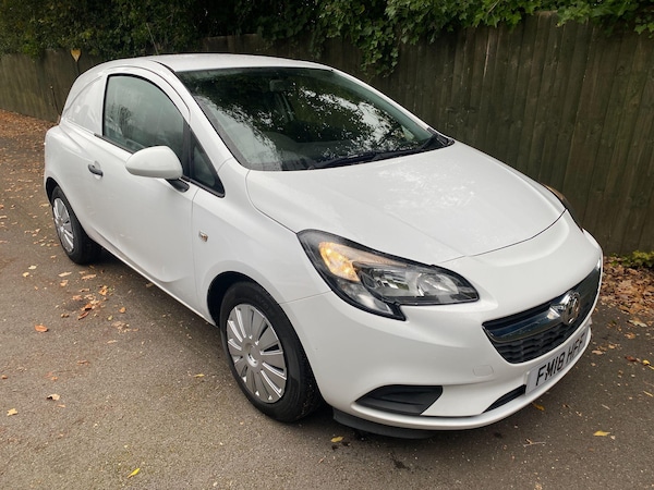 Used Vauxhall Corsa Van 2018 for sale - 76239867: Photo 1