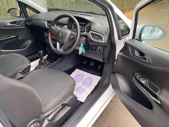 Used Vauxhall Corsa Van 2018 for sale - 76239867: Photo 4