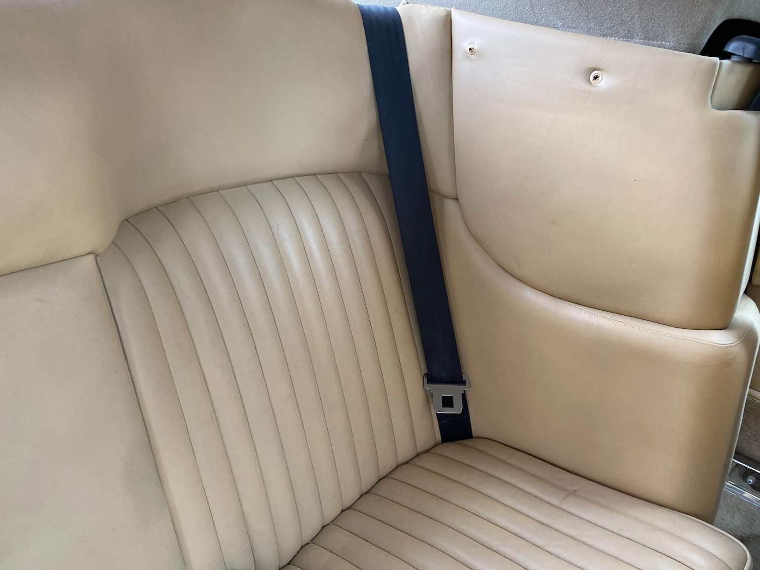 Used Aston Martin V8 1979 for sale - 76766000: Photo 13