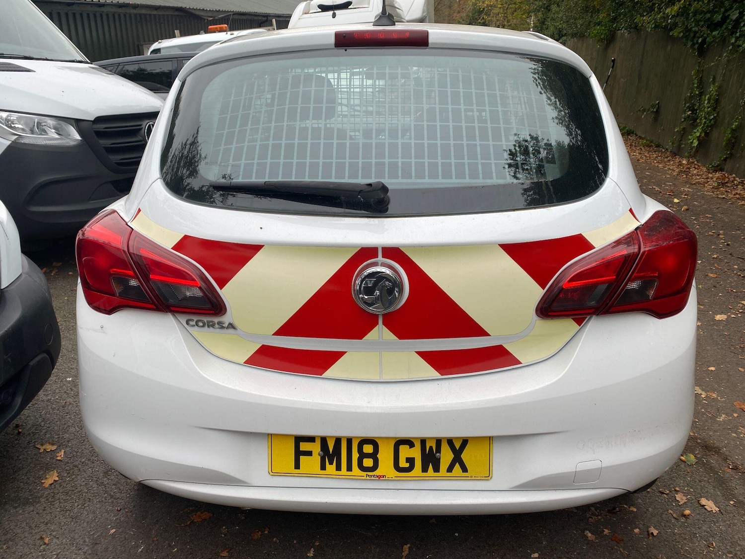 Used Vauxhall Corsa Van 2018 for sale - 76201300: Photo 2