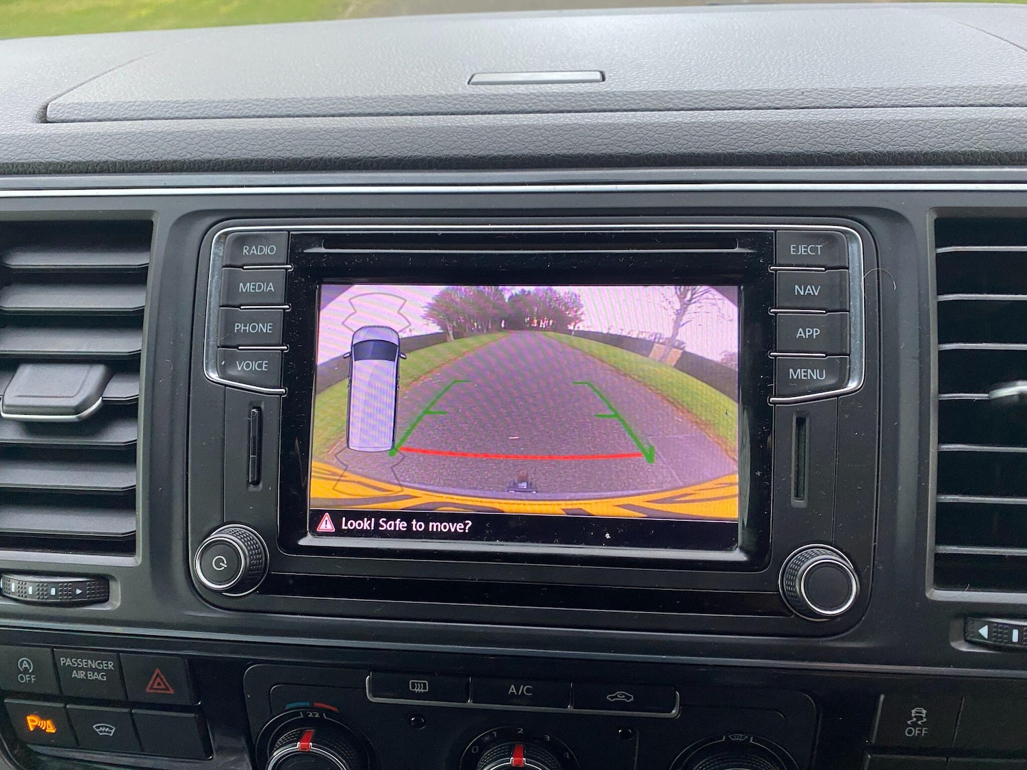 Used Volkswagen Transporter 2018 for sale - 77074052: Photo 15