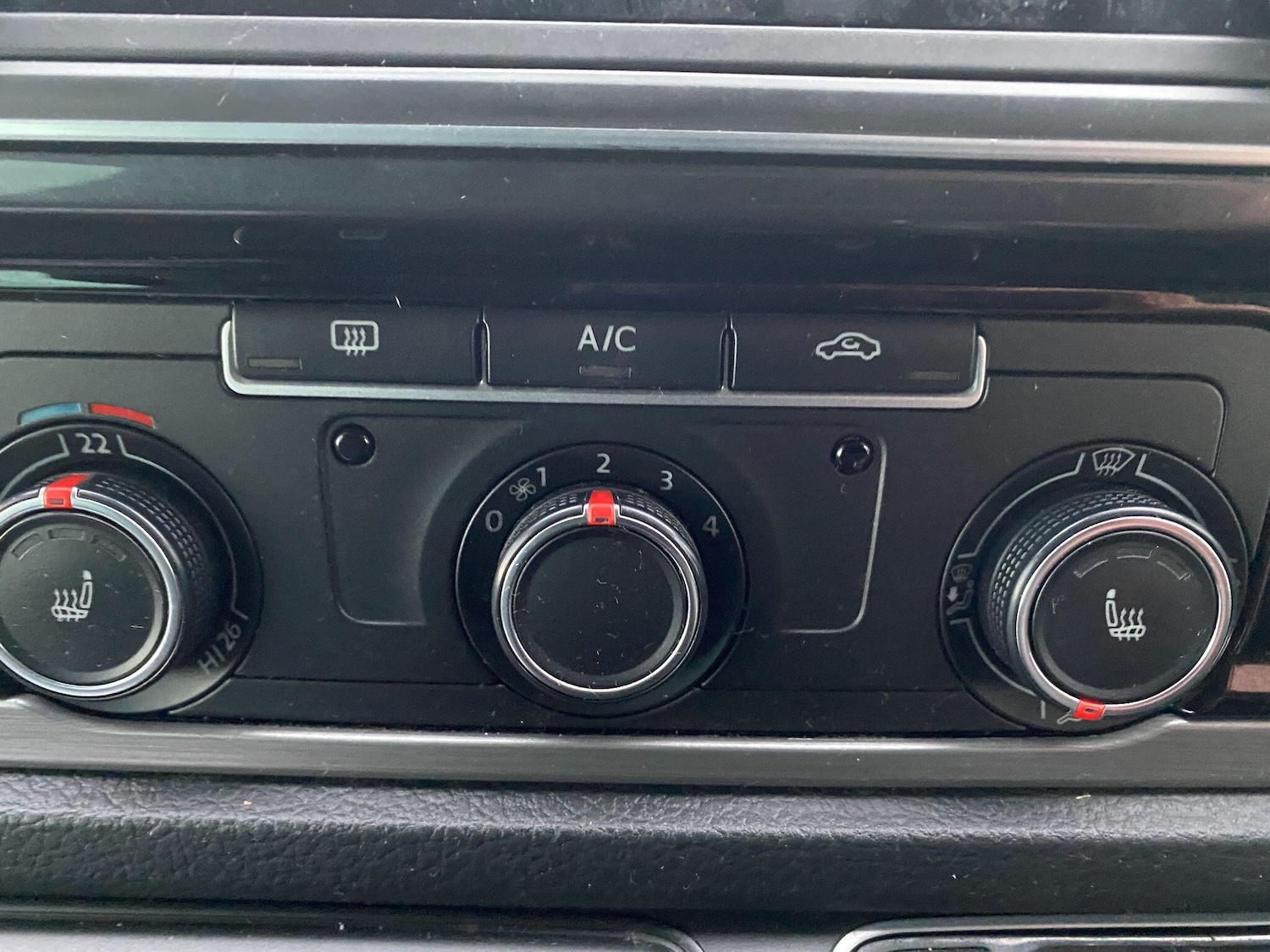 Used Volkswagen Transporter 2018 for sale - 77074052: Photo 30