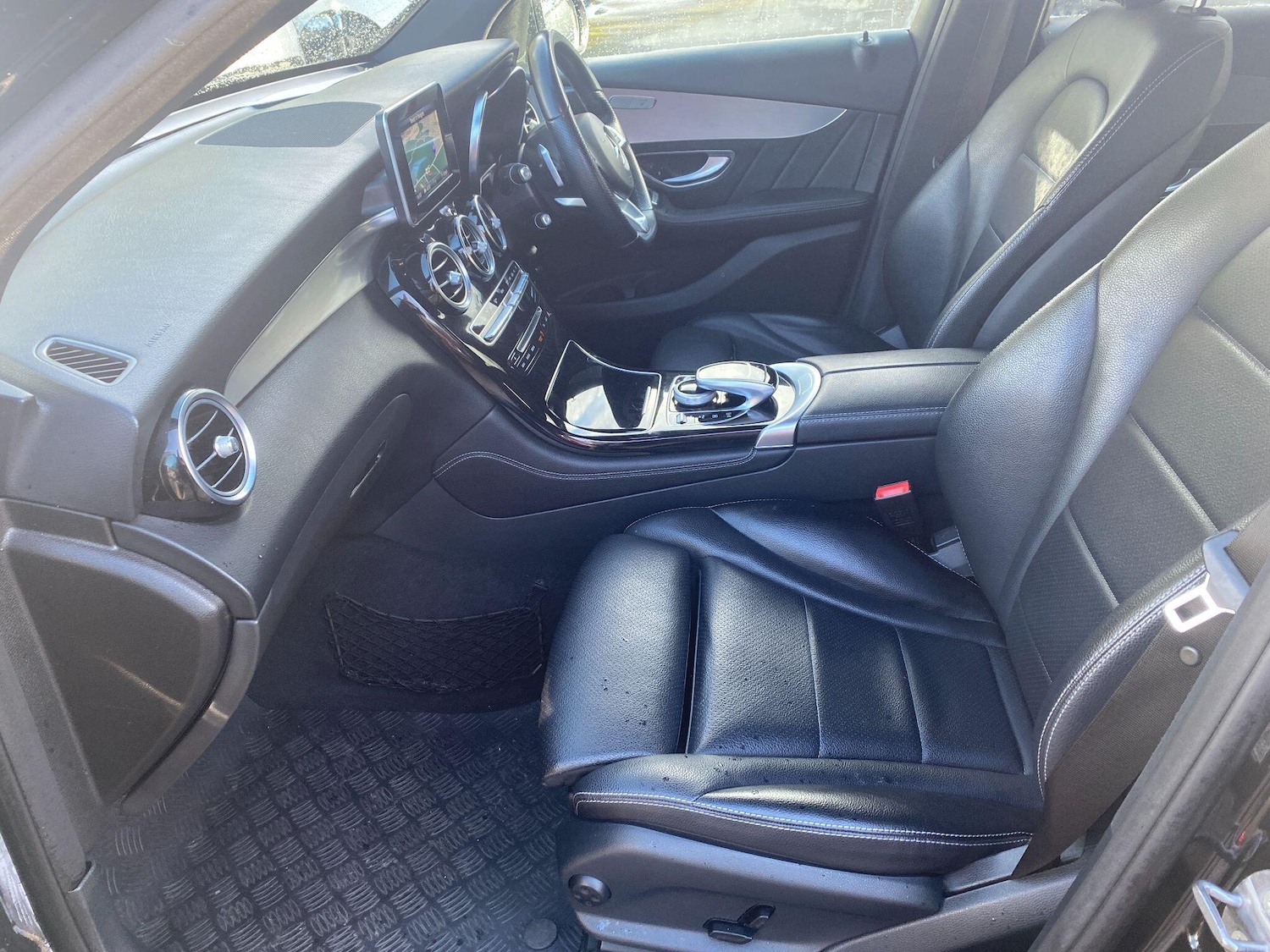 Used Mercedes-Benz GLC 2017 for sale - 78020244: Photo 4