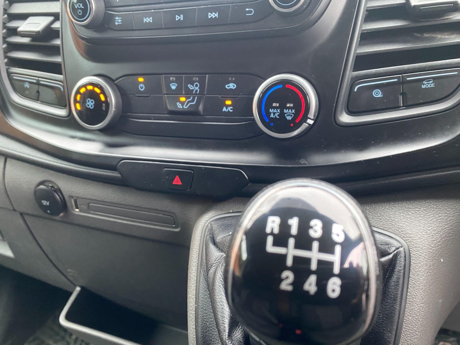 Used Ford Transit 2022 for sale - 76727113: Photo 8