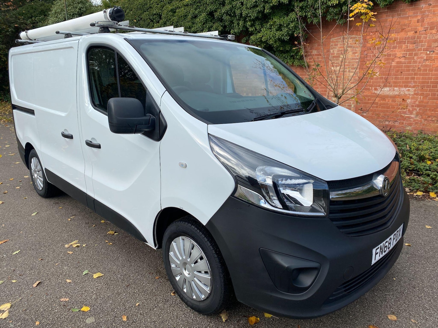Used Vauxhall Vivaro 2018 for sale - 76377747: Photo 1