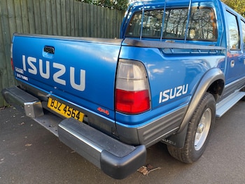 Used Isuzu Rodeo 2003 for sale - 75481416: Photo
