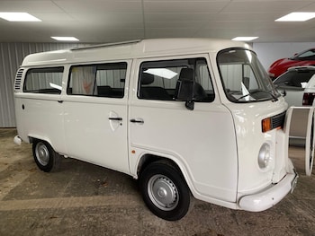 Used Volkswagen Campervan 2014 for sale - 76476563: Photo