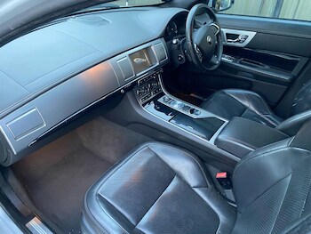 Used Jaguar XF 2014 for sale - 76424997: Photo