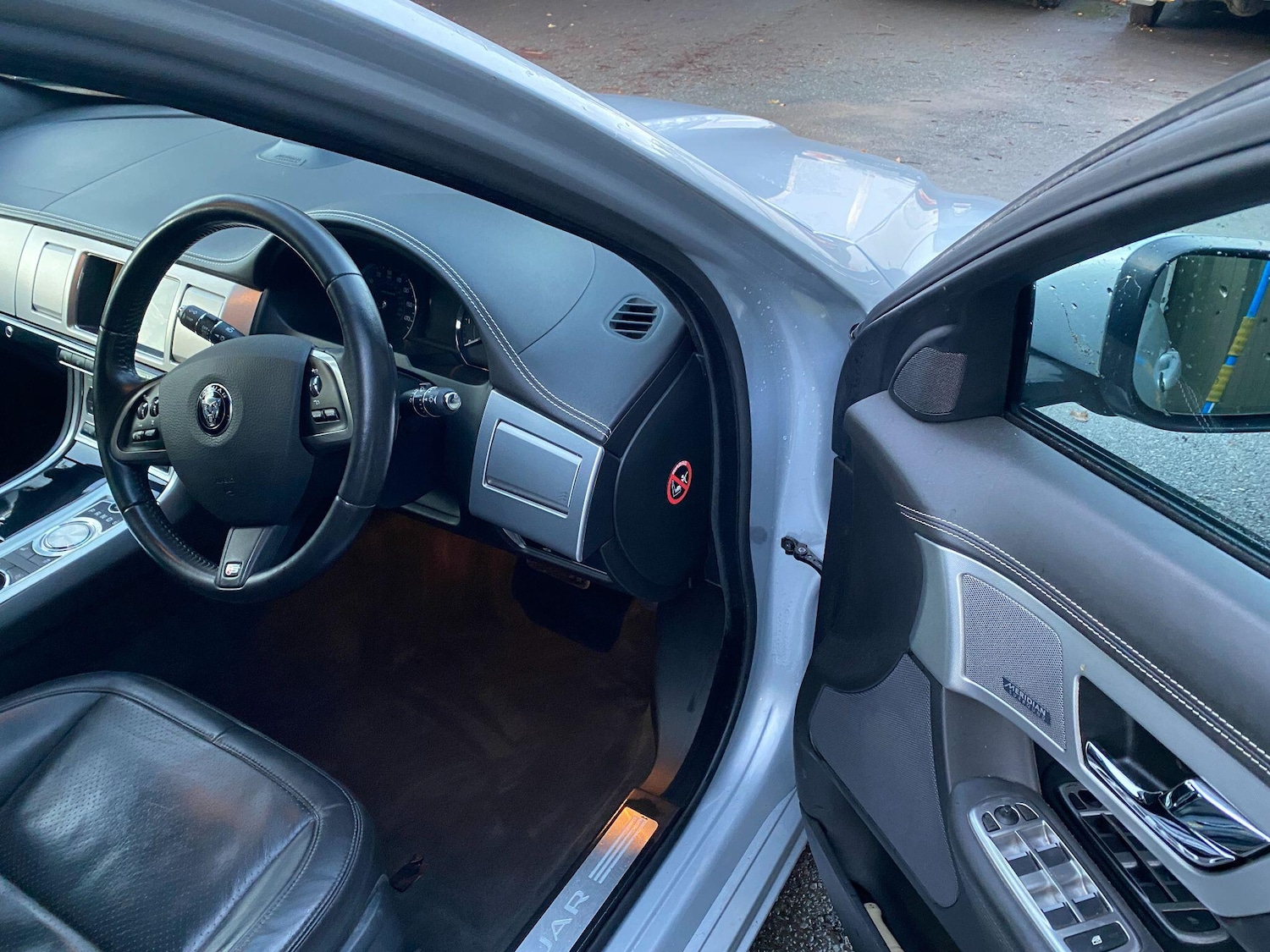 Used Jaguar XF 2014 for sale - 76424997: Photo 6