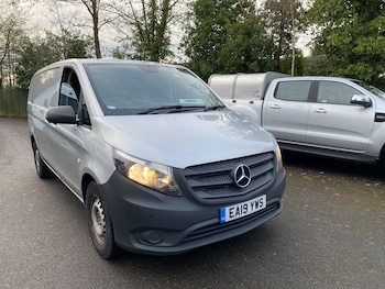 Used Mercedes-Benz Vito 2019 for sale - 77202511: Photo