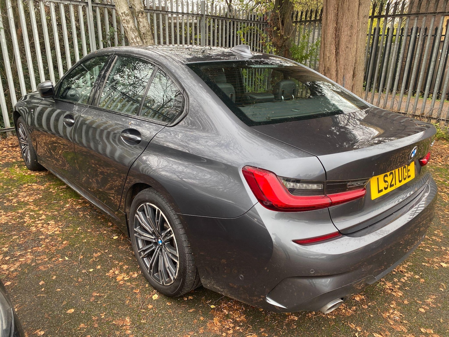 Used BMW 3 Series for sale - 76728394: Photo 1