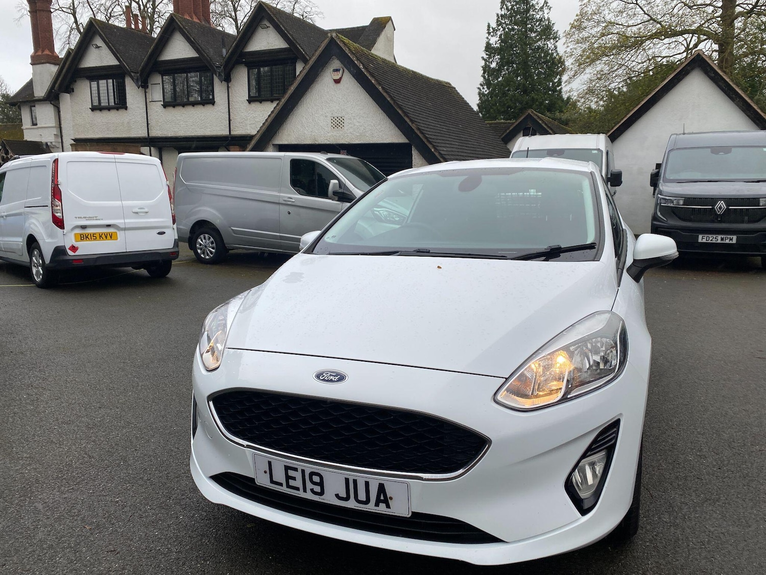 Used Ford Fiesta 2019 for sale - 78047071: Photo 2