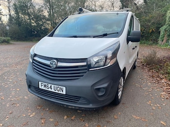 Used Vauxhall Vivaro 2015 for sale - 77016799: Photo