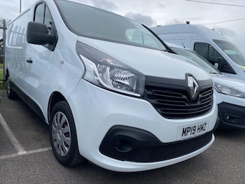 Renault Trafic feature image
