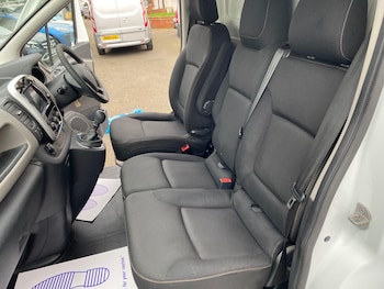 Used Renault Trafic 2019 for sale - 77696748: Photo