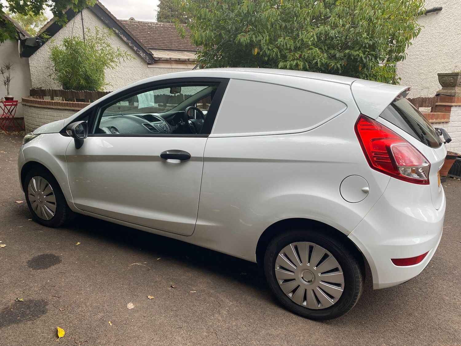 Used Ford Fiesta Van 2015 for sale - 75481390: Photo 4