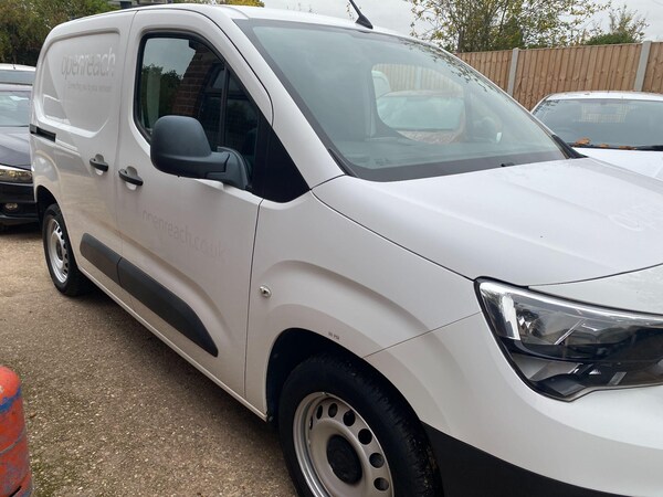 Used Vauxhall Combo 2019 for sale - 76200791: Photo 4