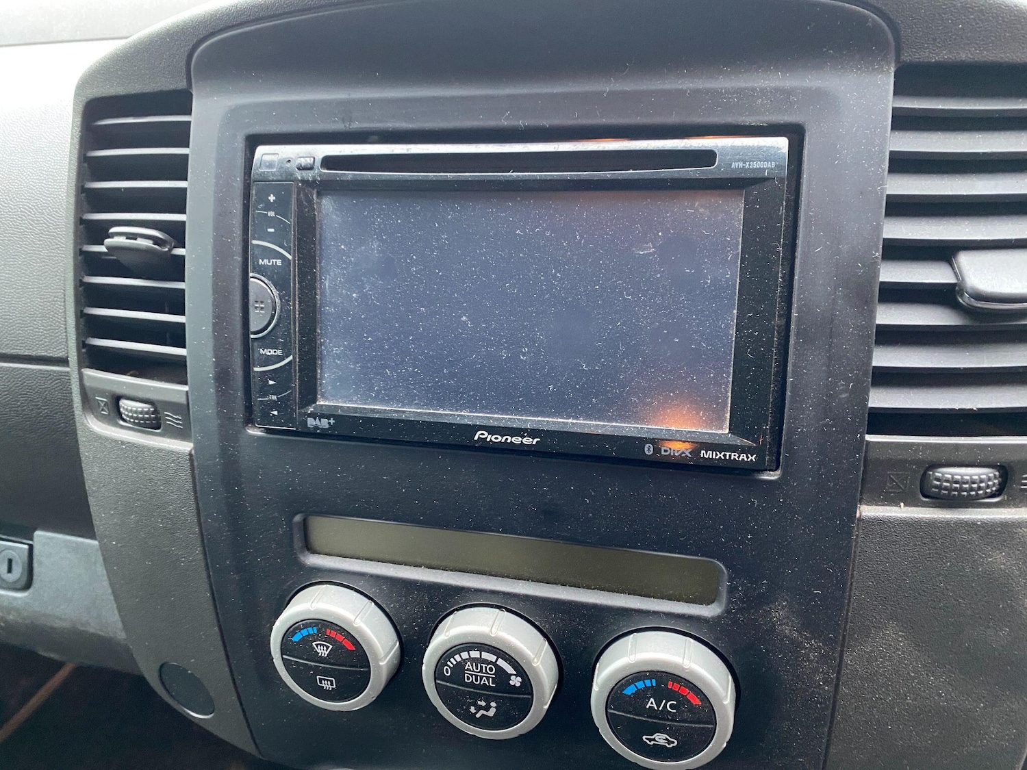 Used Nissan Navara 2011 for sale - 78019606: Photo 15