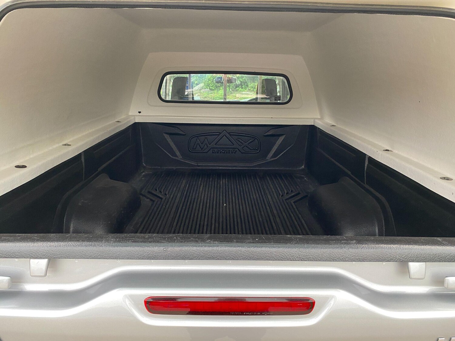 Used Toyota Hilux 2018 for sale - 76269621: Photo 18