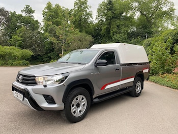 Toyota - Hilux