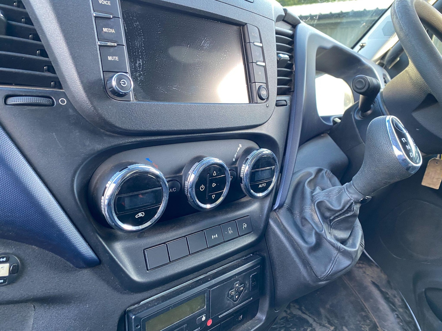 Used Iveco Daily 2017 for sale - 77657883: Photo 30