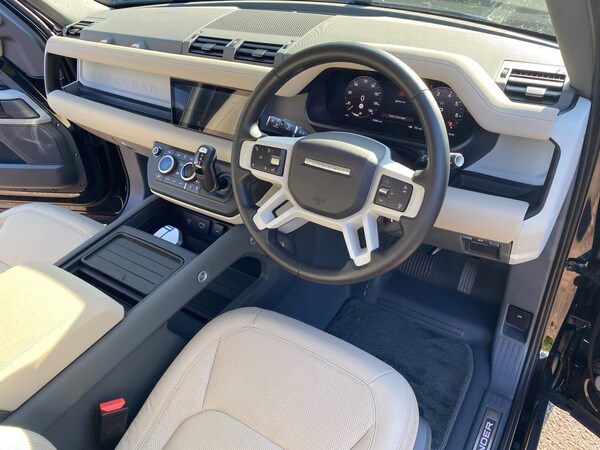 Used Land Rover Defender 110 2022 for sale - 75481314: Photo 9
