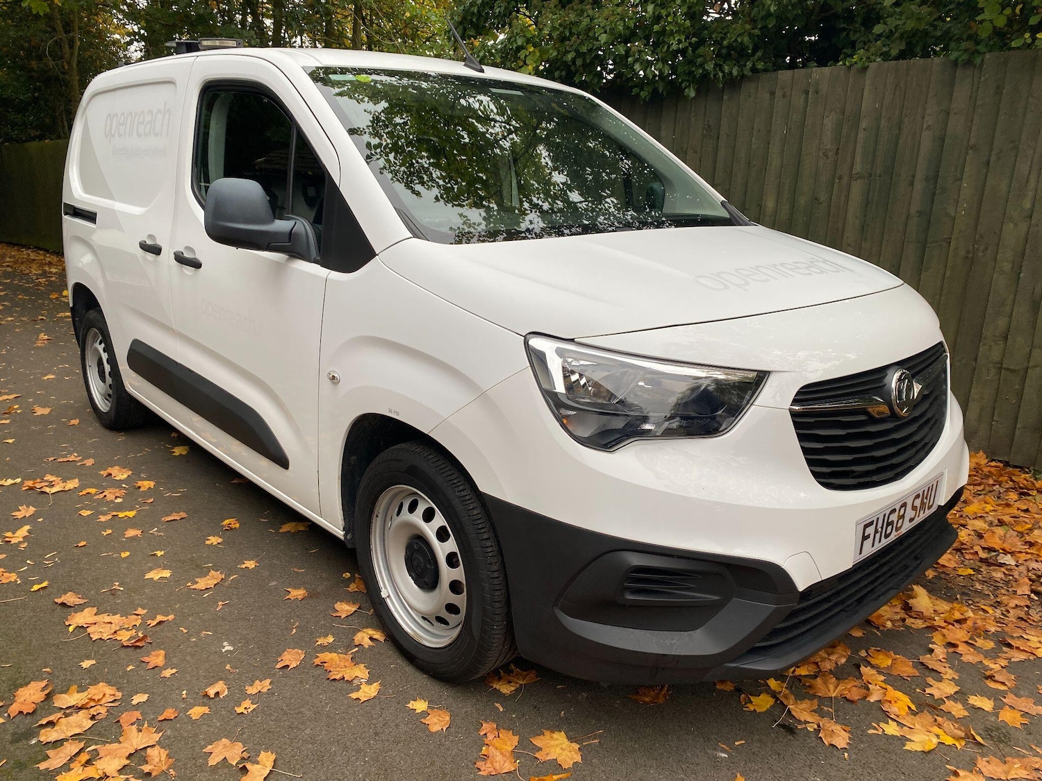 Used Vauxhall Combo 2019 for sale - 76326411: Photo 1