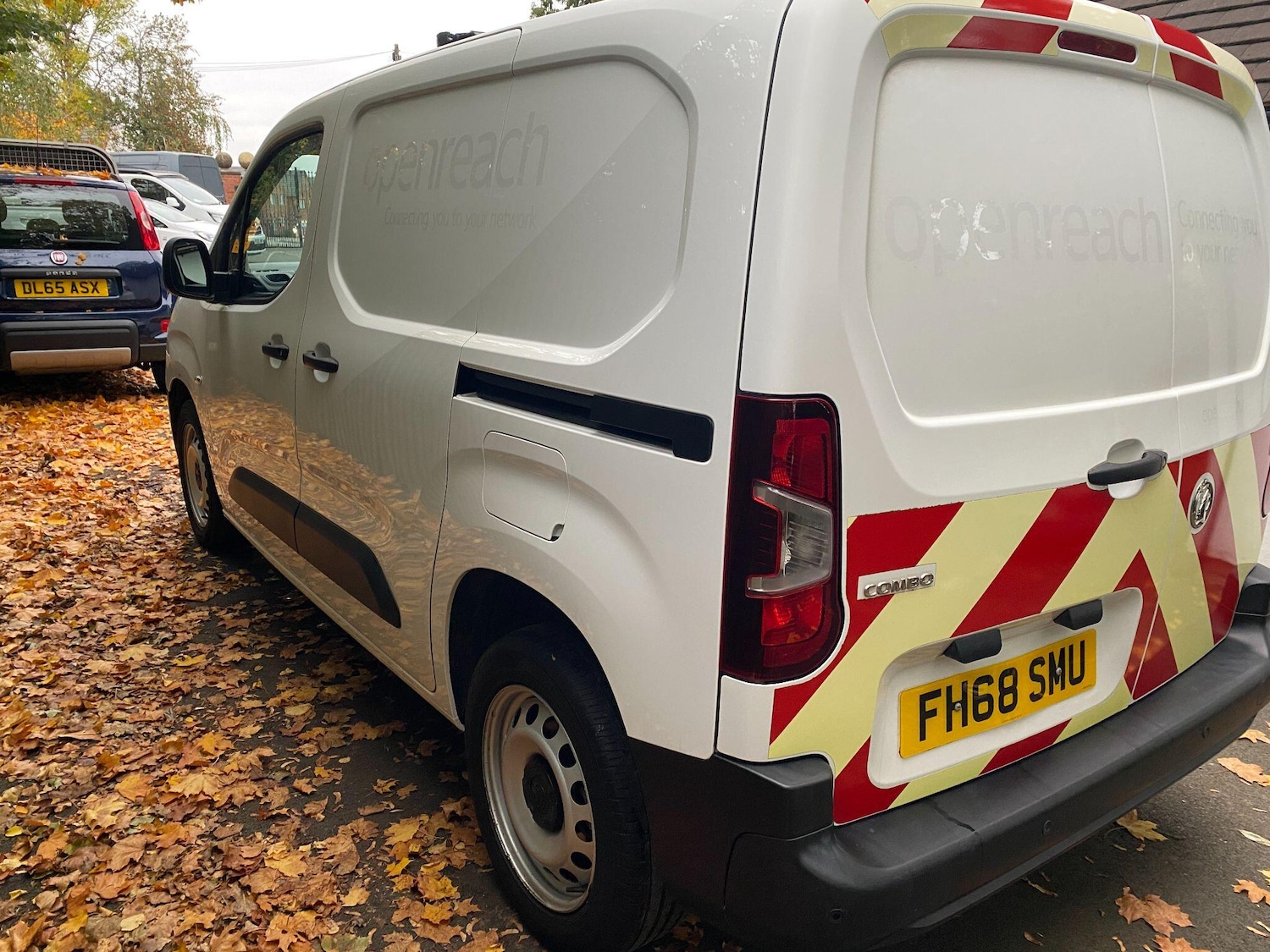 Used Vauxhall Combo 2019 for sale - 76326411: Photo 4