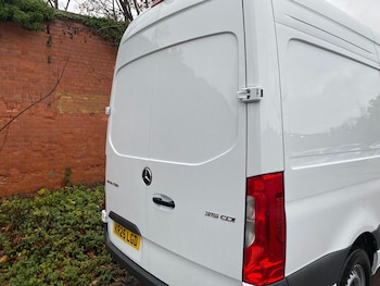 Used Mercedes-Benz Sprinter 2025 for sale - 76457610: Photo