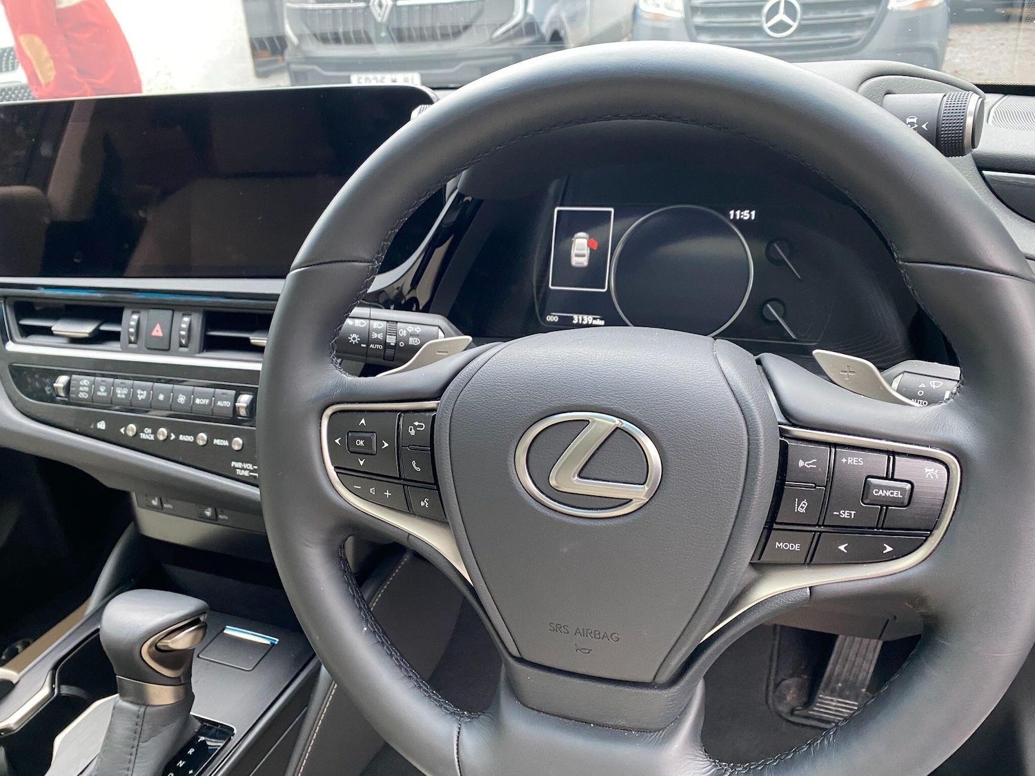 Used Lexus ES 2025 for sale - 76802260: Photo 12