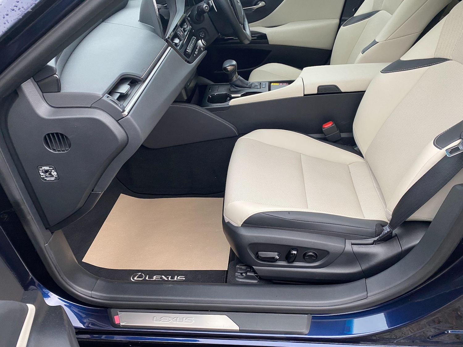 Used Lexus ES 2025 for sale - 76802260: Photo 16