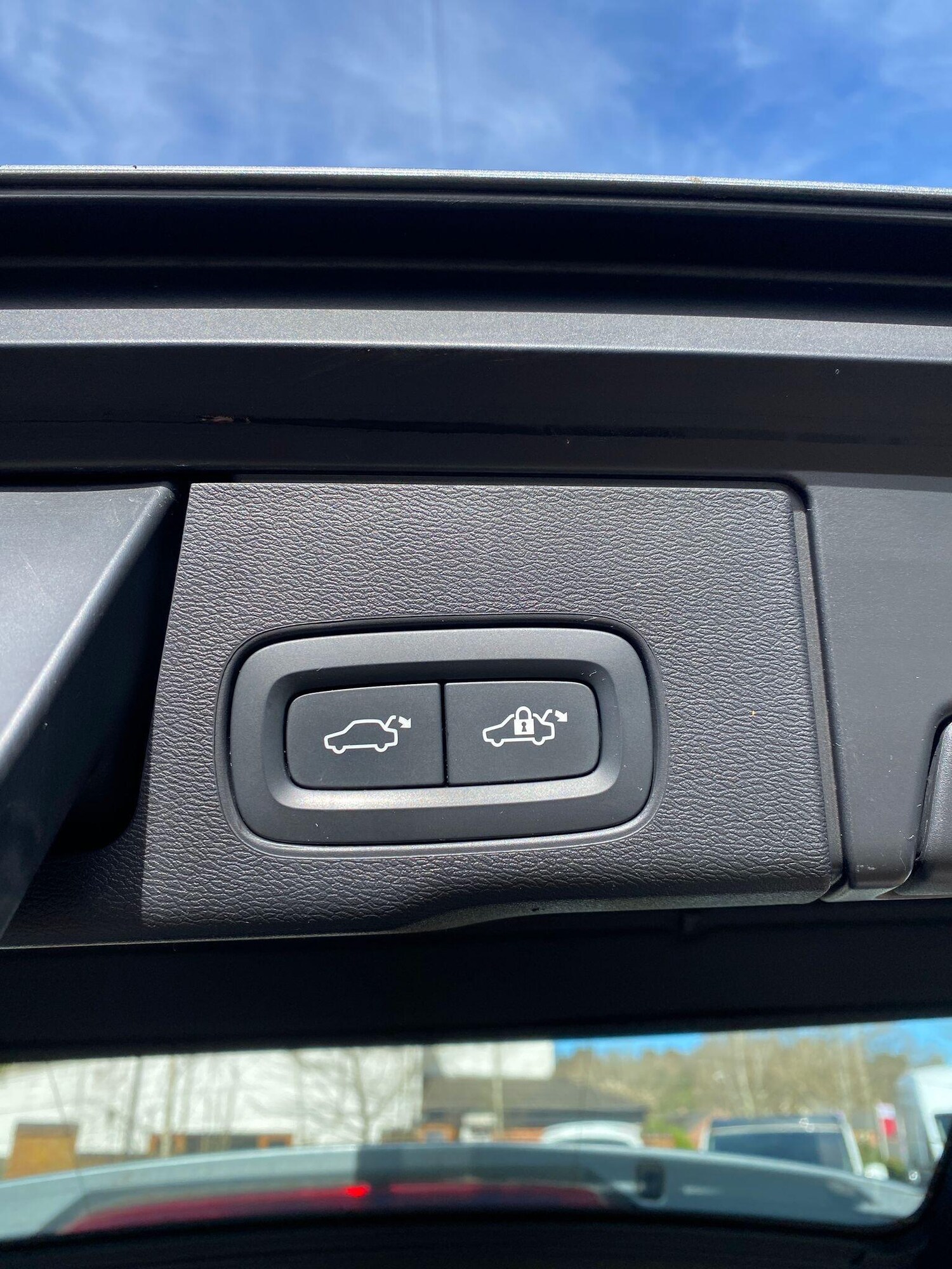 Used Volvo XC60 2021 for sale - 77926085: Photo 20