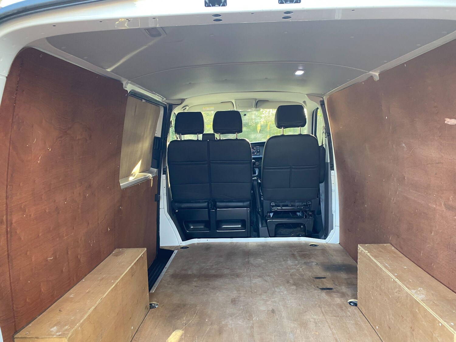 Used Volkswagen Transporter for sale - 77852825: Photo 8