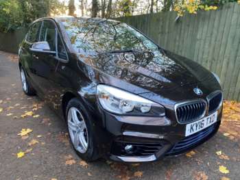 2016 (16) - 2.0 220i Sport Euro 6 (s/s) 5dr