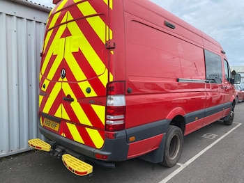 Mercedes-Benz Sprinter feature image