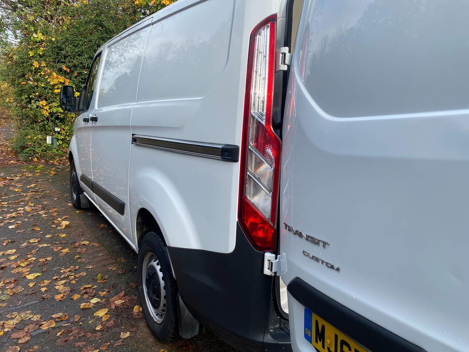 Used Ford Transit Custom 2017 for sale - 76996389: Photo 26