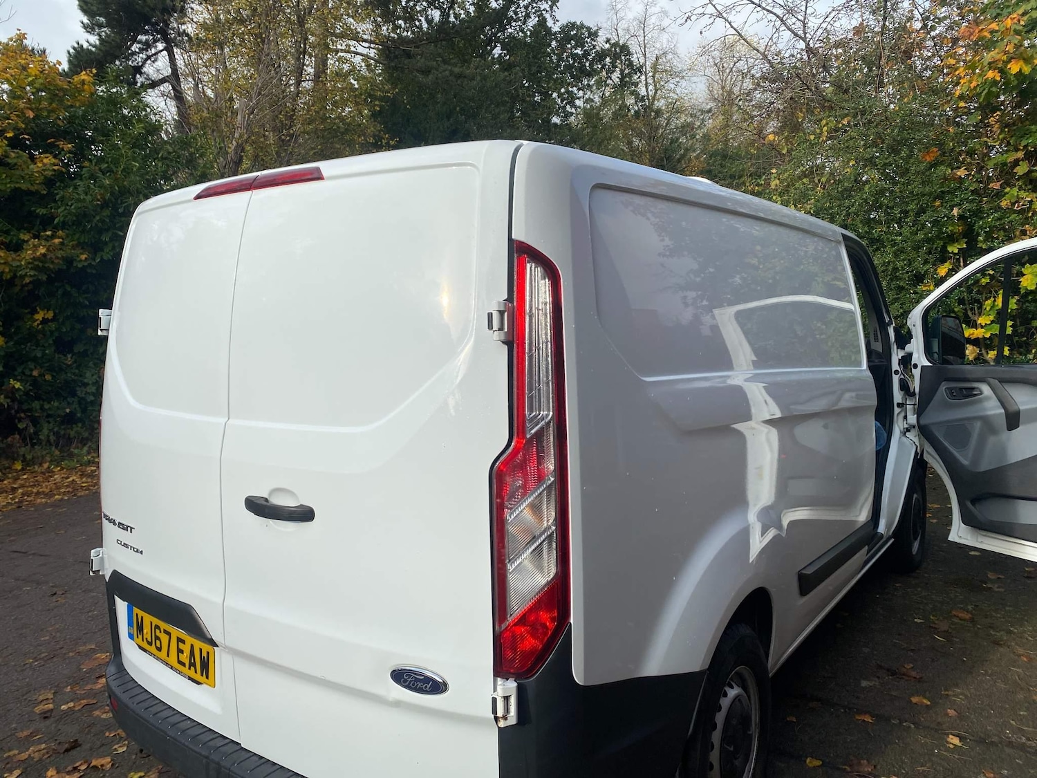 Used Ford Transit Custom 2017 for sale - 76996389: Photo 28