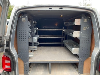 Used Volkswagen Transporter 2016 for sale - 77396447: Photo