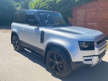Used Land Rover Defender 90 2021 for sale - 79337423: Photo