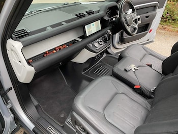 Used Land Rover Defender 90 2021 for sale - 75481350: Photo