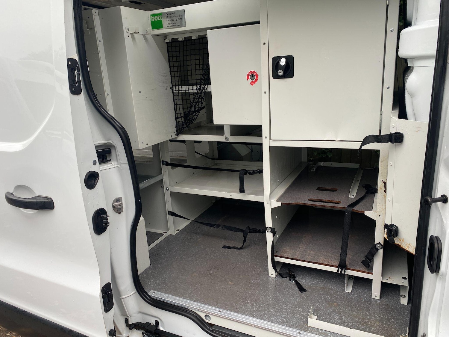 Used Vauxhall Vivaro 2017 for sale - 76251298: Photo 2