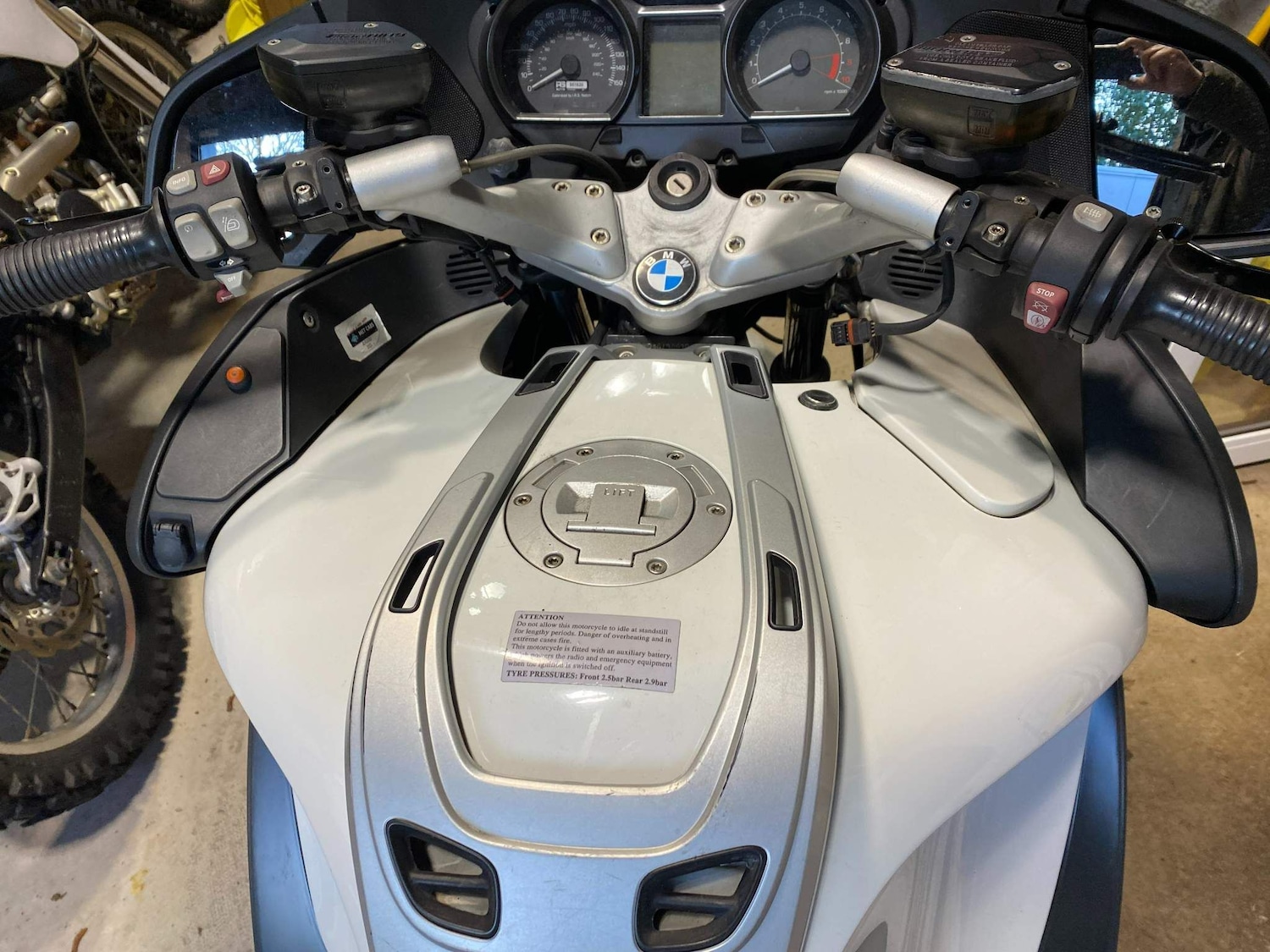 BMW R1200