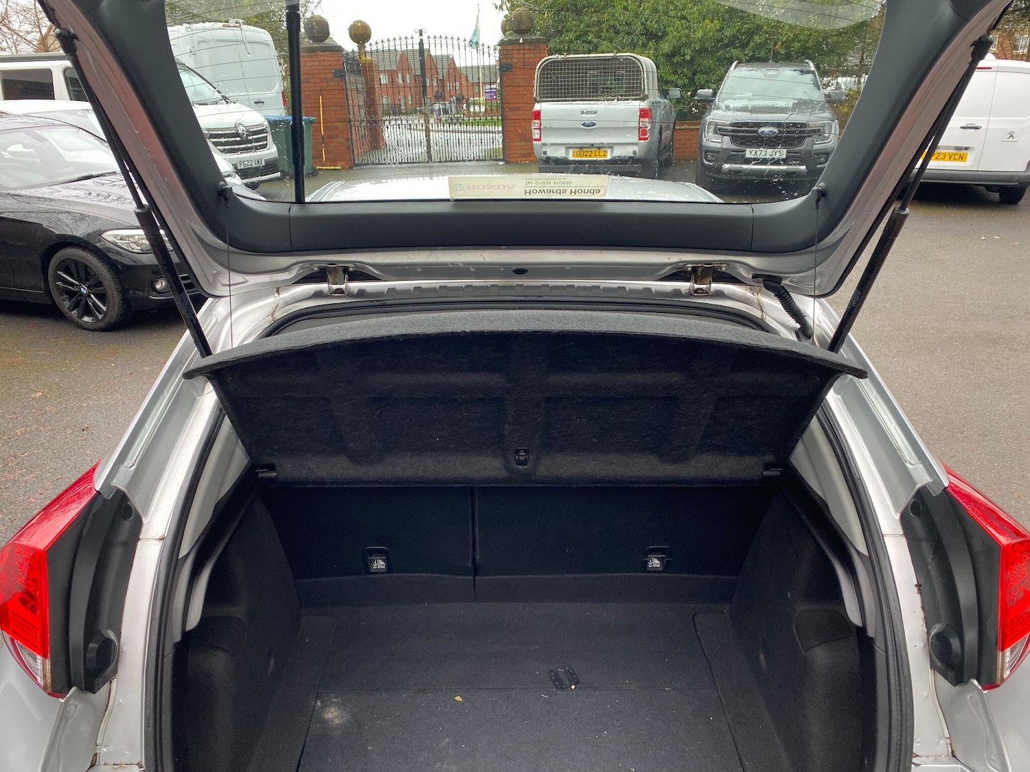 Used Honda Civic 2013 for sale - 77496031: Photo 19