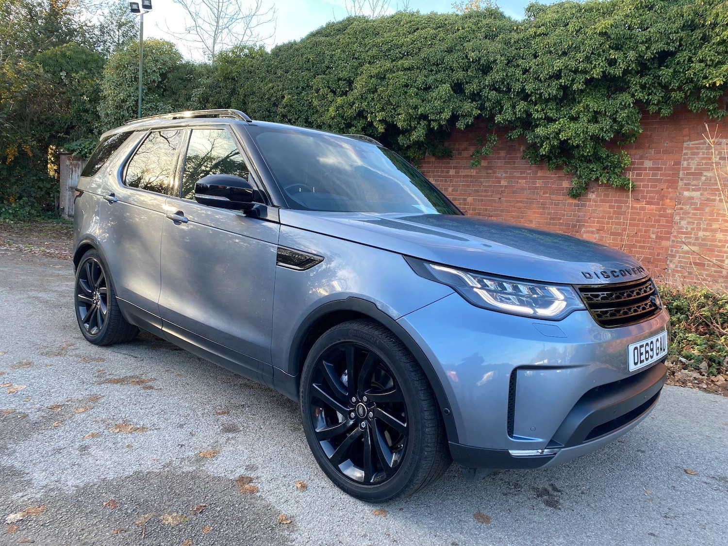 Used Land Rover Discovery 2019 for sale - 76592086: Photo 1