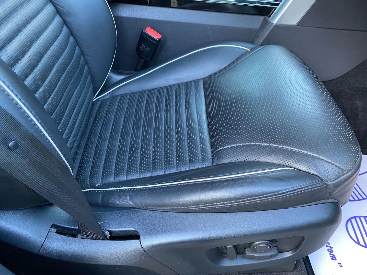 Used Land Rover Discovery 2019 for sale - 76592086: Photo 16